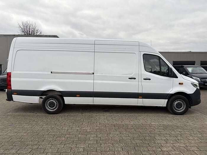 Gebraucht Mercedes Sprinter 170 PS (125 kW) 2025 Arktikweiß Van