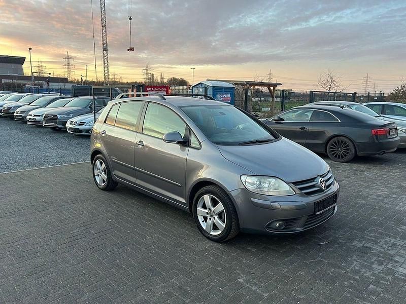 Grau Gebraucht 2008 VW Golf United Limousine | 4.999 € (Fairer Preis) - Bild 1/4