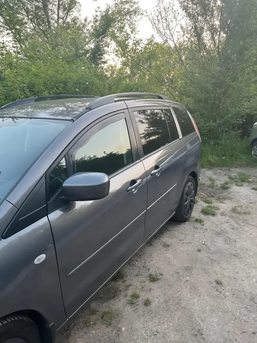 Gebraucht Mazda 5 143 PS (105 kW) 2008 Grau Van / Kleinbus
