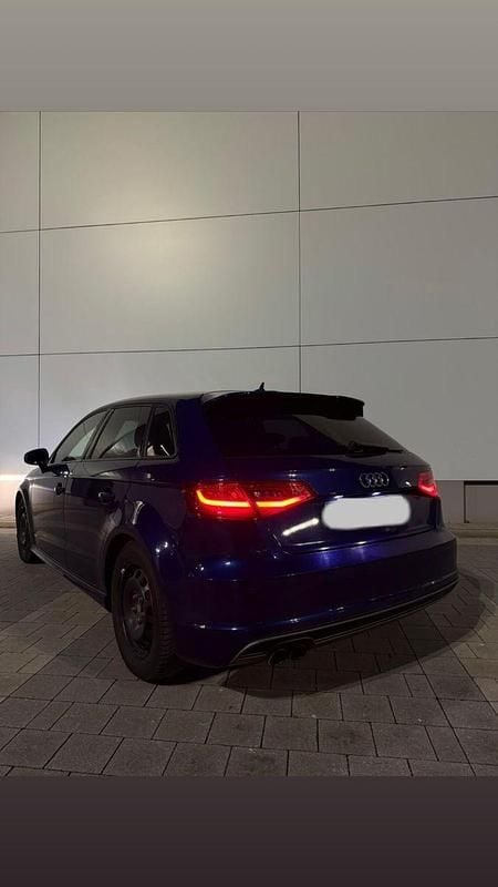 Gebraucht Audi A3 S-Line 125 PS (91 kW) 2016 Blau Limousine