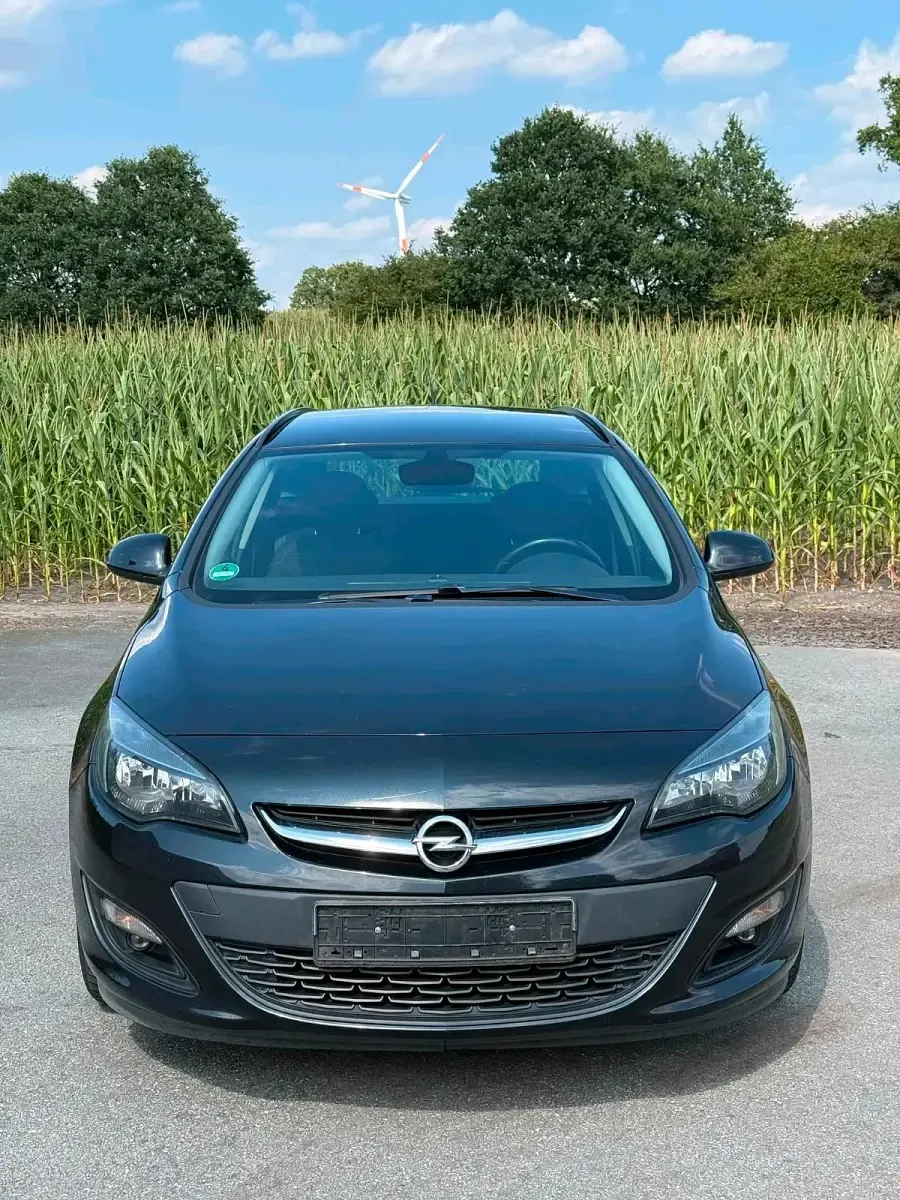 Gebraucht Opel Astra 2015 Schwarz Kombi