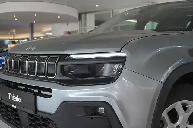 Gebraucht Jeep Avenger Altitude 101 PS (74 kW) 2025 Grau SUV