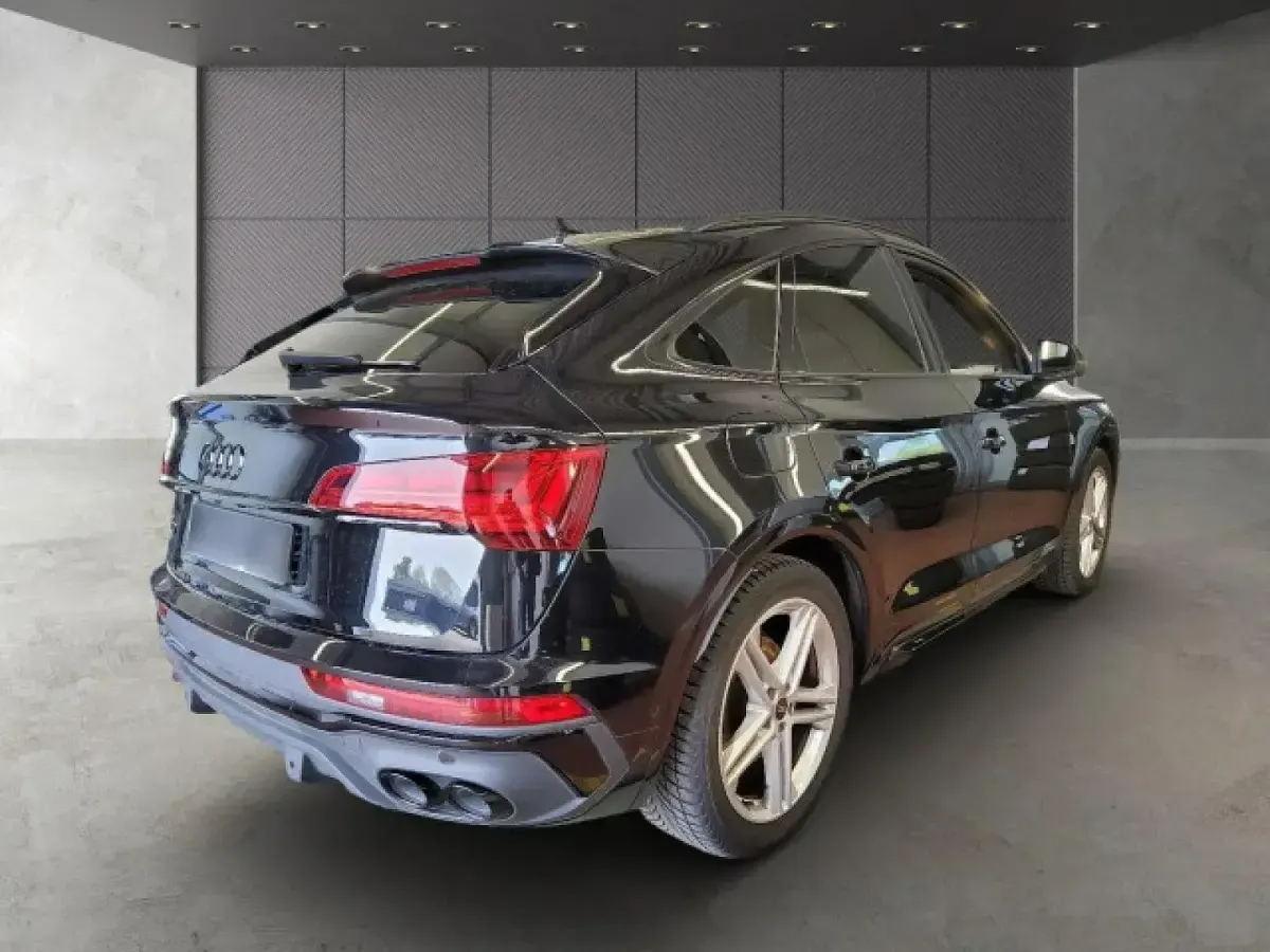 Second-hand Audi SQ5 Sportback Ambiente 341 CP (250 kW) 2023 Negru SUV