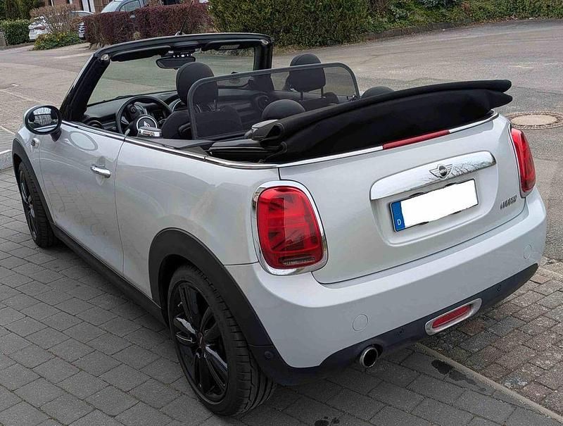 Second-hand Mini Cooper 136 CP (100 kW) 2017 Argintiu Hatchback