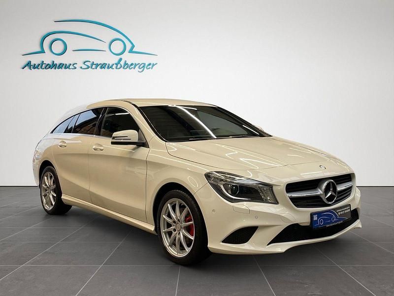 Gebraucht Mercedes CLA220 177 PS (130 kW) 2016 Weiß Limousine