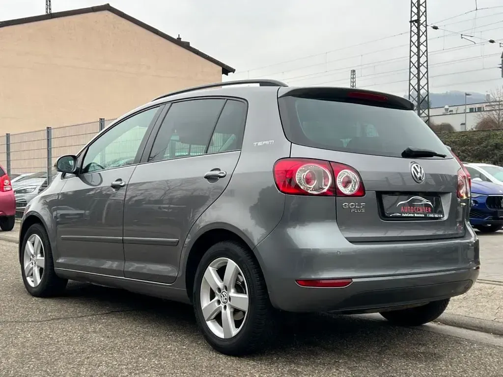 Second-hand VW Golf Team 86 CP (63 kW) 2010 Gri Monovolum