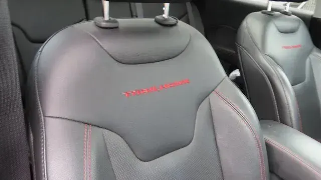 Gebraucht Jeep Compass Trailhawk 170 PS (125 kW) 2019 Schwarz SUV