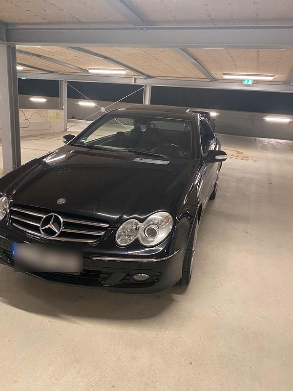 Schwarz Gebraucht 2008 Mercedes CLK280 Avantgarde Coupé | 7.600 € (Fairer Preis) - Bild 1/4