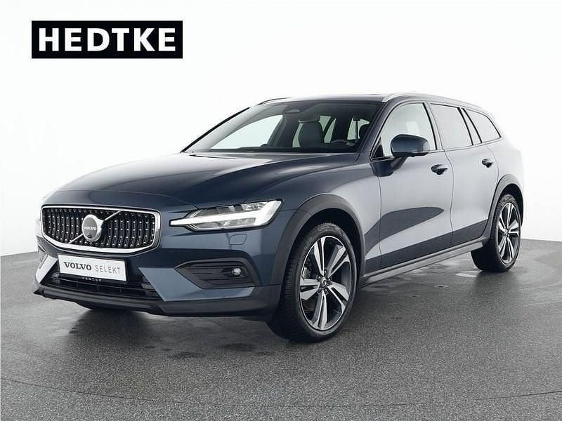 Gebraucht Volvo V60 CC Ultimate 197 PS (144 kW) 2023 Blau Kombi