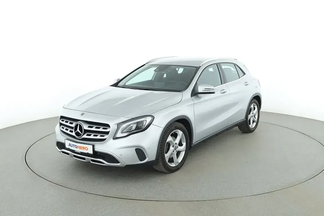 Gebraucht Mercedes GLA180 Urban 122 PS (89 kW) 2018 SUV