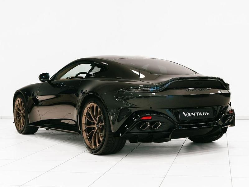 Neu Aston Martin Vantage 663 PS (487 kW) 2025 Grün Coupé