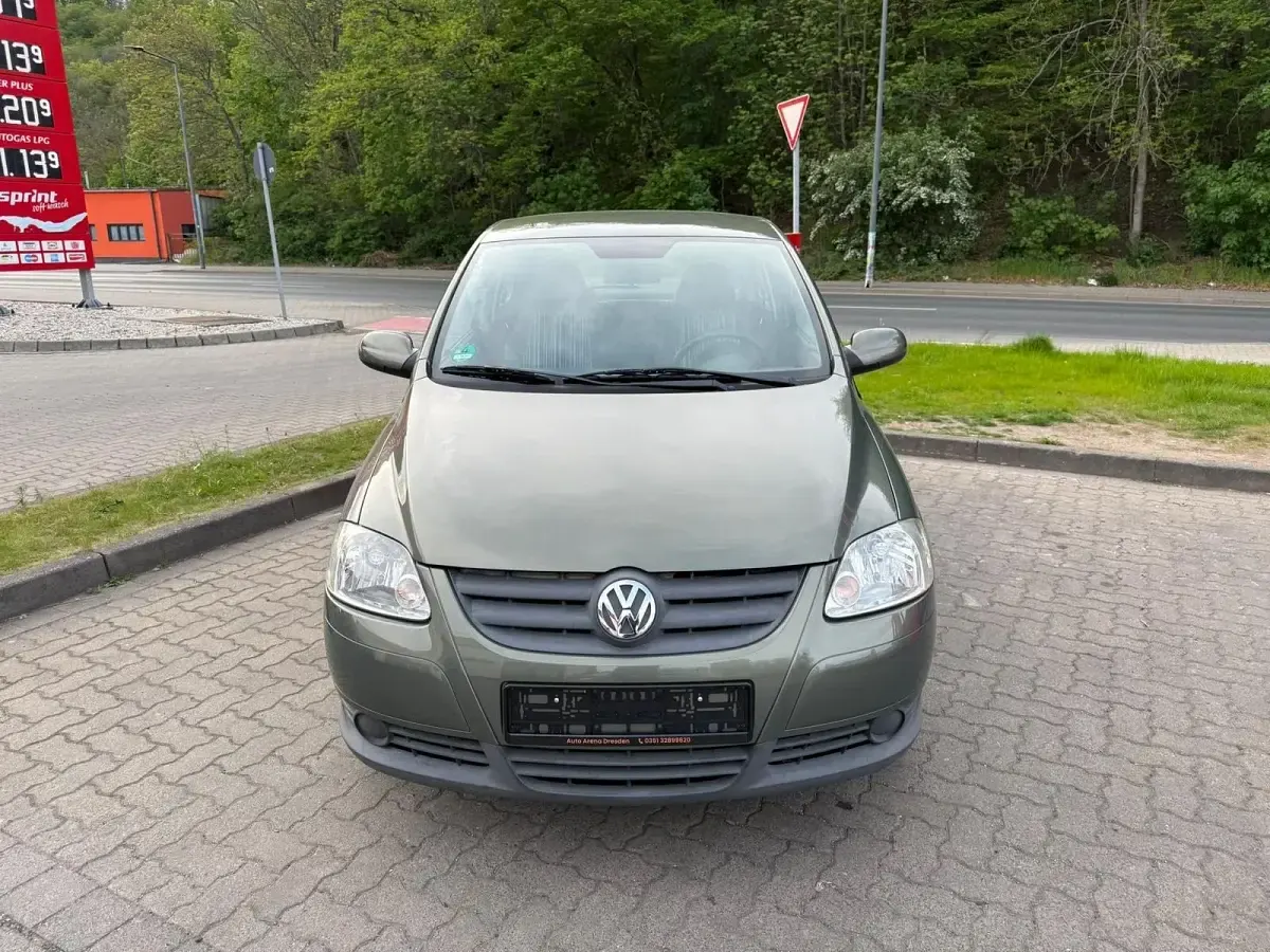 Używany VW Fox 55 KM (40 kW) 2006 Zielony Hatchback