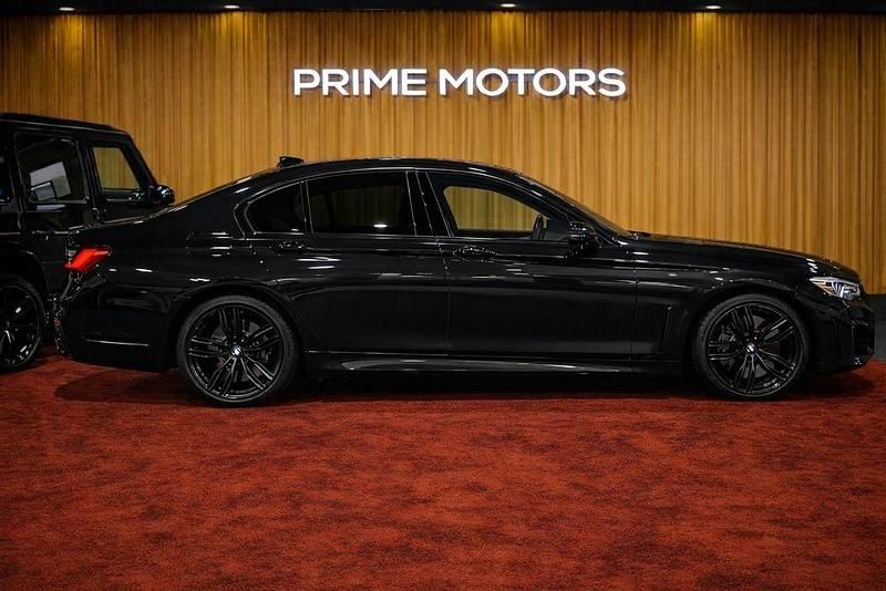 Gebraucht BMW 750 M Sport 400 PS (294 kW) 2020 Schwarz Limousine