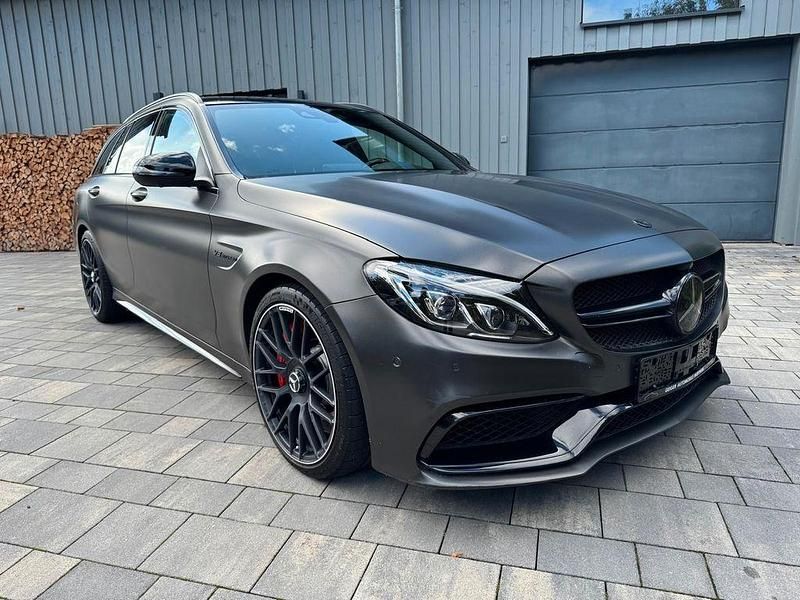 Weiß Gebraucht 2018 Mercedes C63S AMG AMG Limousine | 44.990 € (Superpreis) - Bild 1/4