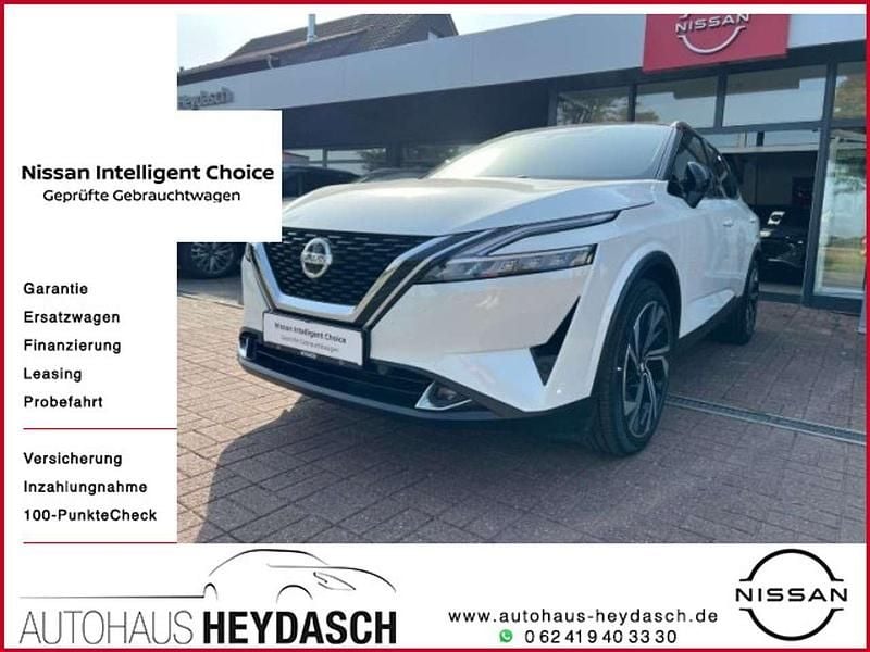 Pearl white black Gebraucht 2022 Nissan Qashqai Tekna+ SUV | 28.990 € (Fairer Preis) - Bild 1/4