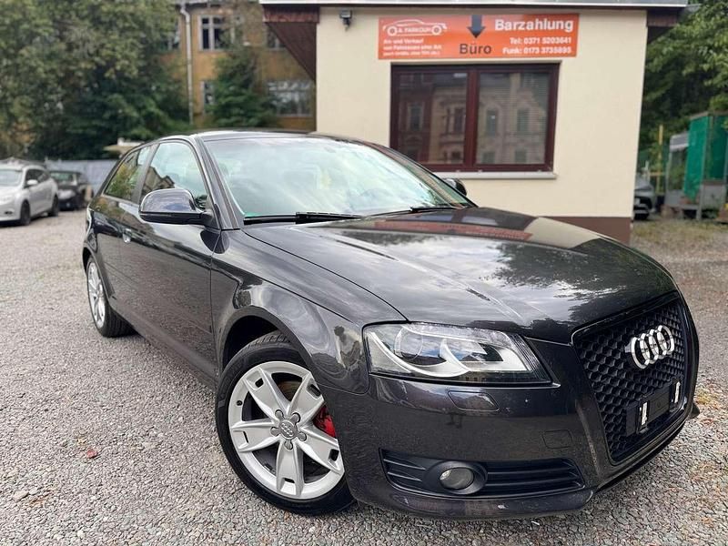 Grau Gebraucht 2009 Audi A3 Ambition Kleinwagen | 4.490 € (Guter Preis) - Bild 1/4