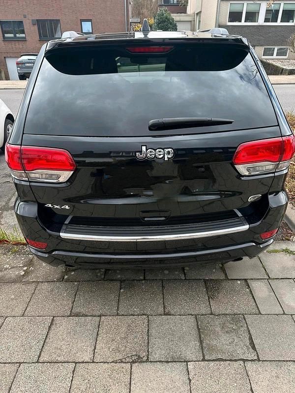 Gebraucht Jeep Grand Cherokee 250 PS (183 kW) 2019 Schwarz SUV