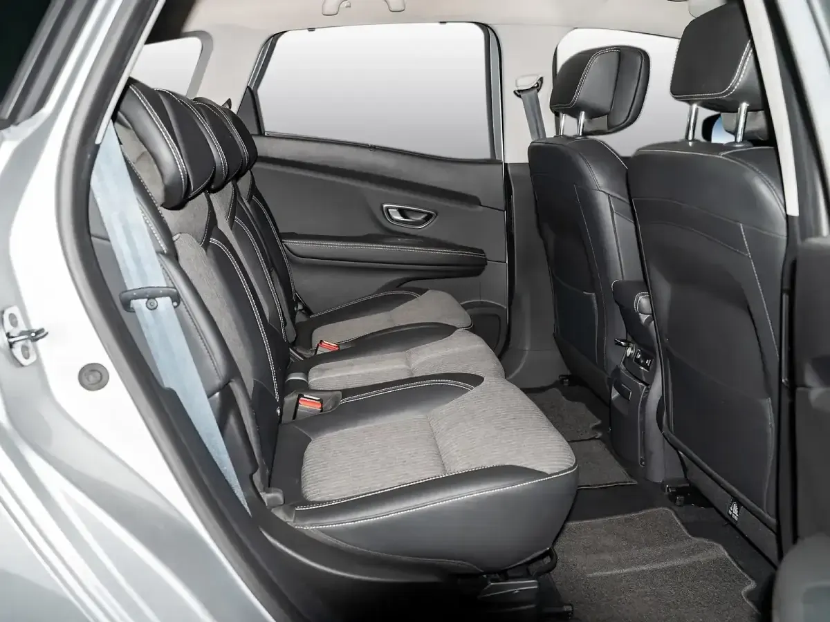 Gebraucht Renault Scénic Intens 140 PS (102 kW) 2022 Grau Van / Kleinbus