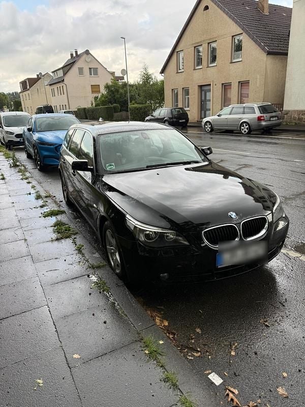 Schwarz Gebraucht 2006 BMW 525 Kombi | 1.899 € (Superpreis) - Bild 1/4
