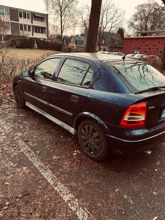 Gebraucht Opel Astra 101 PS (74 kW) 1998 Blau Limousine