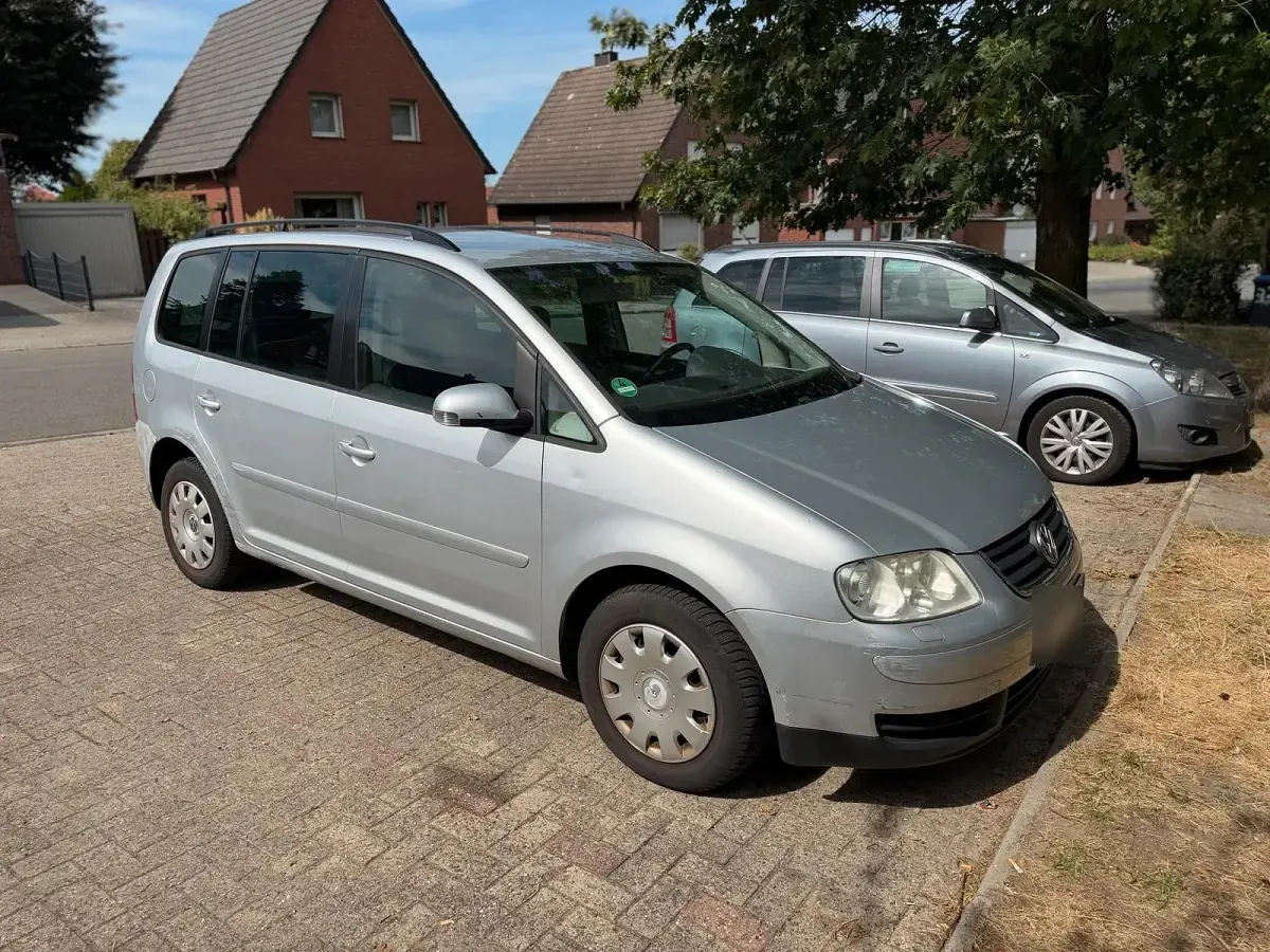 Gebraucht VW Touran 140 PS (102 kW) 2003 Silber Van / Kleinbus