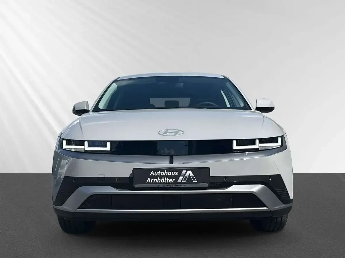 Neu Hyundai Ioniq 5 167 kW (228 PS) 2026 Grau SUV