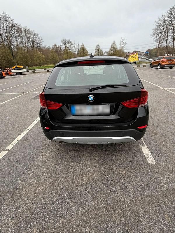 Gebraucht BMW X1 140 PS (102 kW) 2012 Schwarz SUV