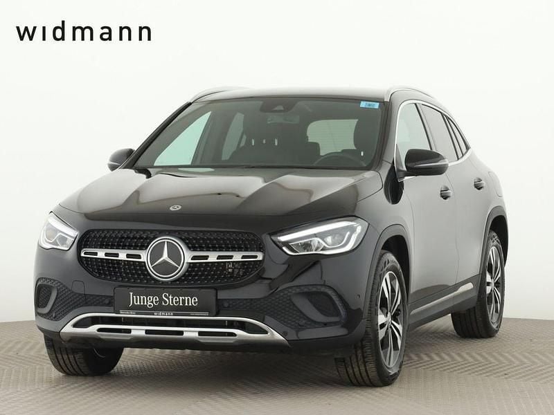 Unilack nachtschwarz Gebraucht 2021 Mercedes GLA250 Progressive SUV | 30.850 € (Guter Preis) - Bild 1/4