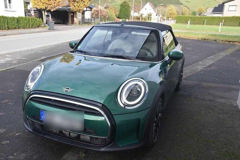 Grün Gebraucht 2023 Mini Cooper Cabriolet Cabrio | 24.300 € (Superpreis) - Bild 1/4