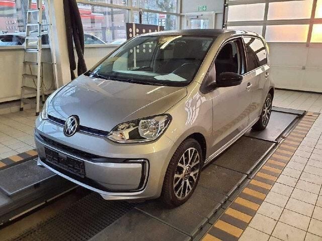 Tungsten silver metallic deep black perleffekt (metallic) Gebraucht 2023 VW e-up! Kleinwagen | 16.600 € (Fairer Preis) - Bild 1/4