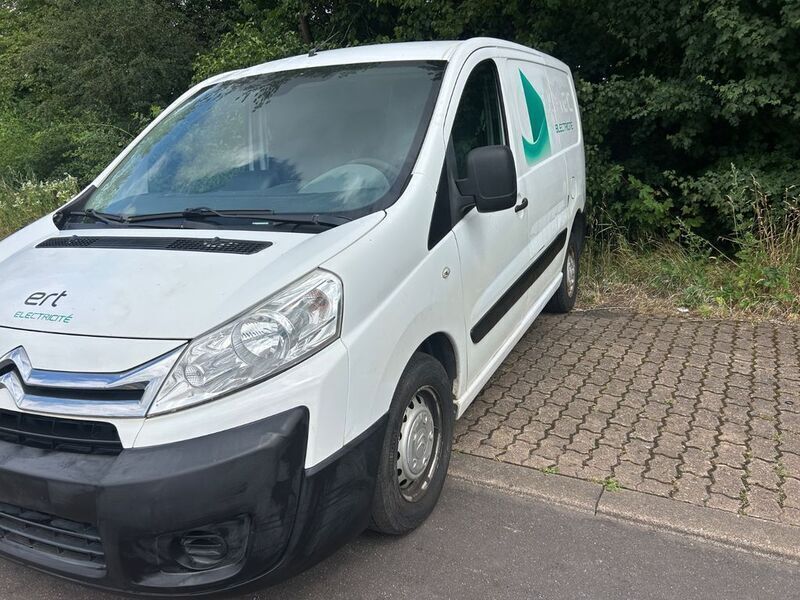 Weiß Gebraucht 2013 Citroën Jumpy Van / Kleinbus | 2.550 € (Guter Preis) - Bild 1/4