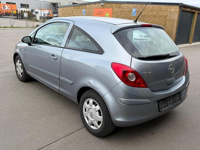 Gebraucht Opel Corsa 80 PS (58 kW) 2007 Grau Kleinwagen