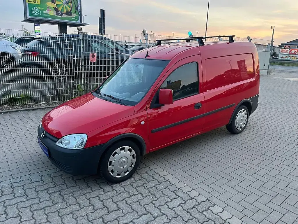 Gebraucht Opel Combo Edition 101 PS (74 kW) 2009 Rot Van / Kleinbus