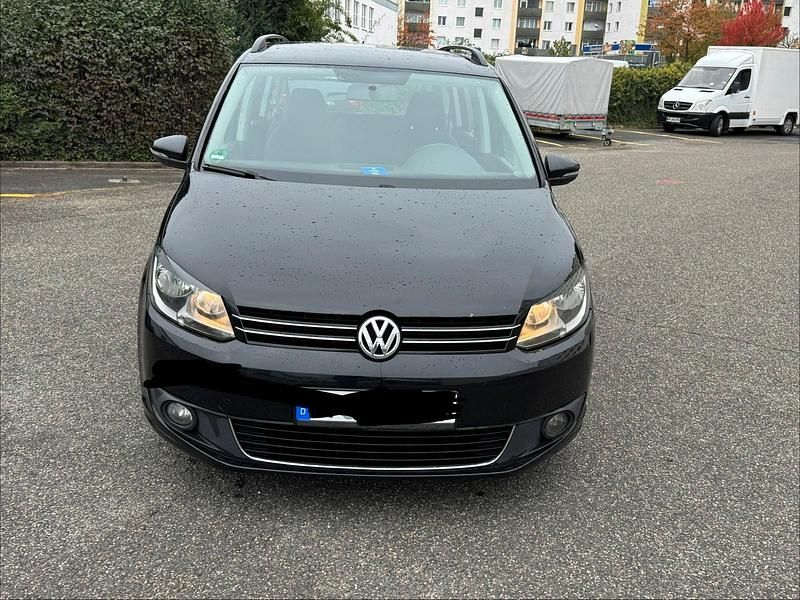 Schwarz Gebraucht 2011 VW Touran Van / Kleinbus | 4.950 € (Superpreis) - Bild 1/4