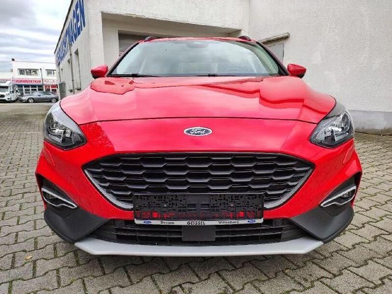 Usata Ford Focus Active 125 CV (91 kW) 2020 Rosso Berlina