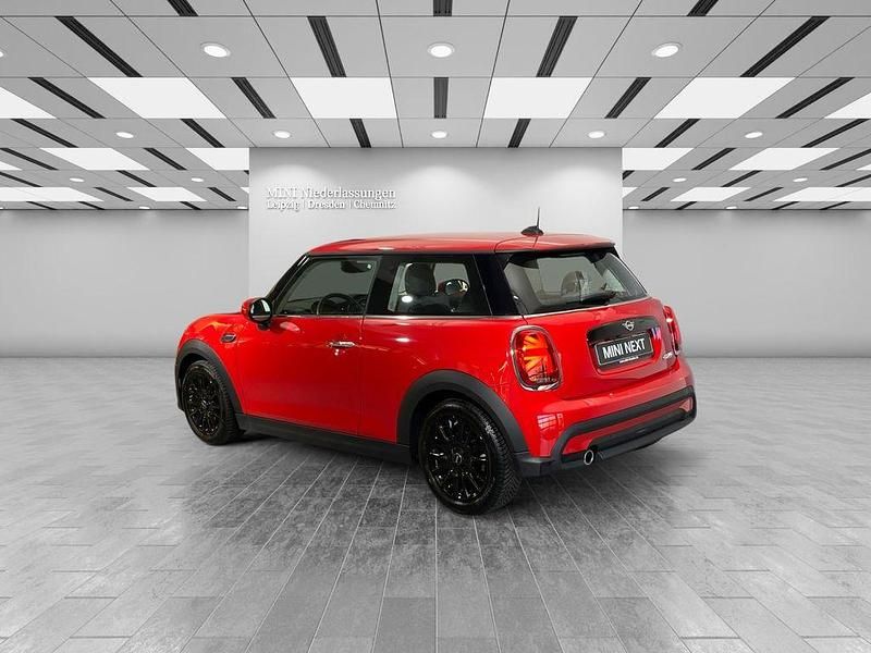 Gebraucht Mini Cooper 136 PS (100 kW) 2022 Rot Kleinwagen