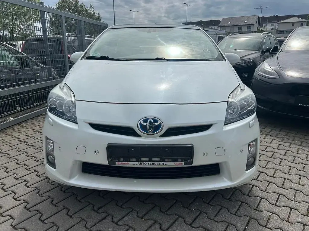 Gebraucht Toyota Prius Executive 99 PS (72 kW) 2009 Weiß Kleinwagen