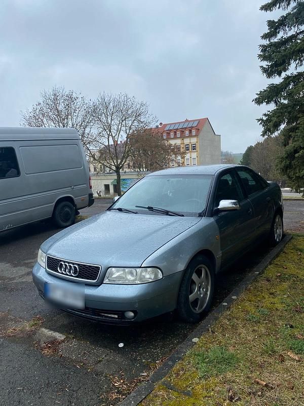 Gebraucht Audi A4 150 PS (110 kW) 1999 Andere farben Kleinwagen