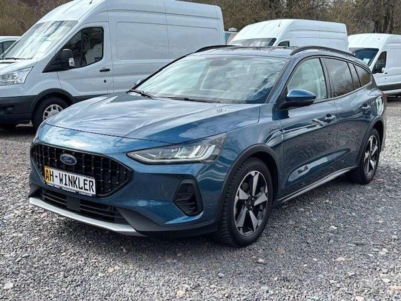Używany Ford Focus Active 125 KM (91 kW) 2022 Niebieski Kombi