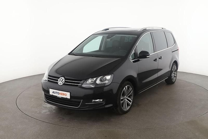 Gebraucht VW Sharan Highline 150 PS (110 kW) 2019 Schwarz Van / Kleinbus