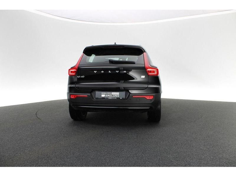 Gebraucht Volvo XC40 Core 169 kW (231 PS) 2022 Black solid stone SUV