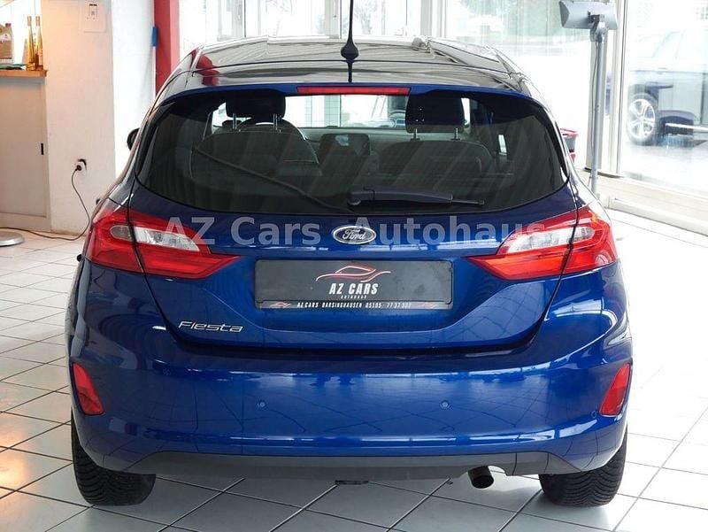 Gebraucht Ford Fiesta Cool & Connect 101 PS (74 kW) 2018 Blau Kleinwagen