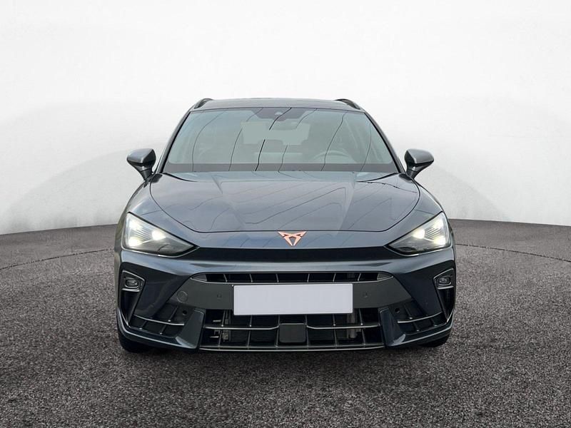 Gebraucht Cupra Leon 150 PS (110 kW) 2025 Magnetic grau Limousine