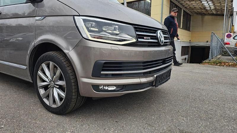 Usata VW T6 204 CV (150 kW) 2015 Oro Furgone