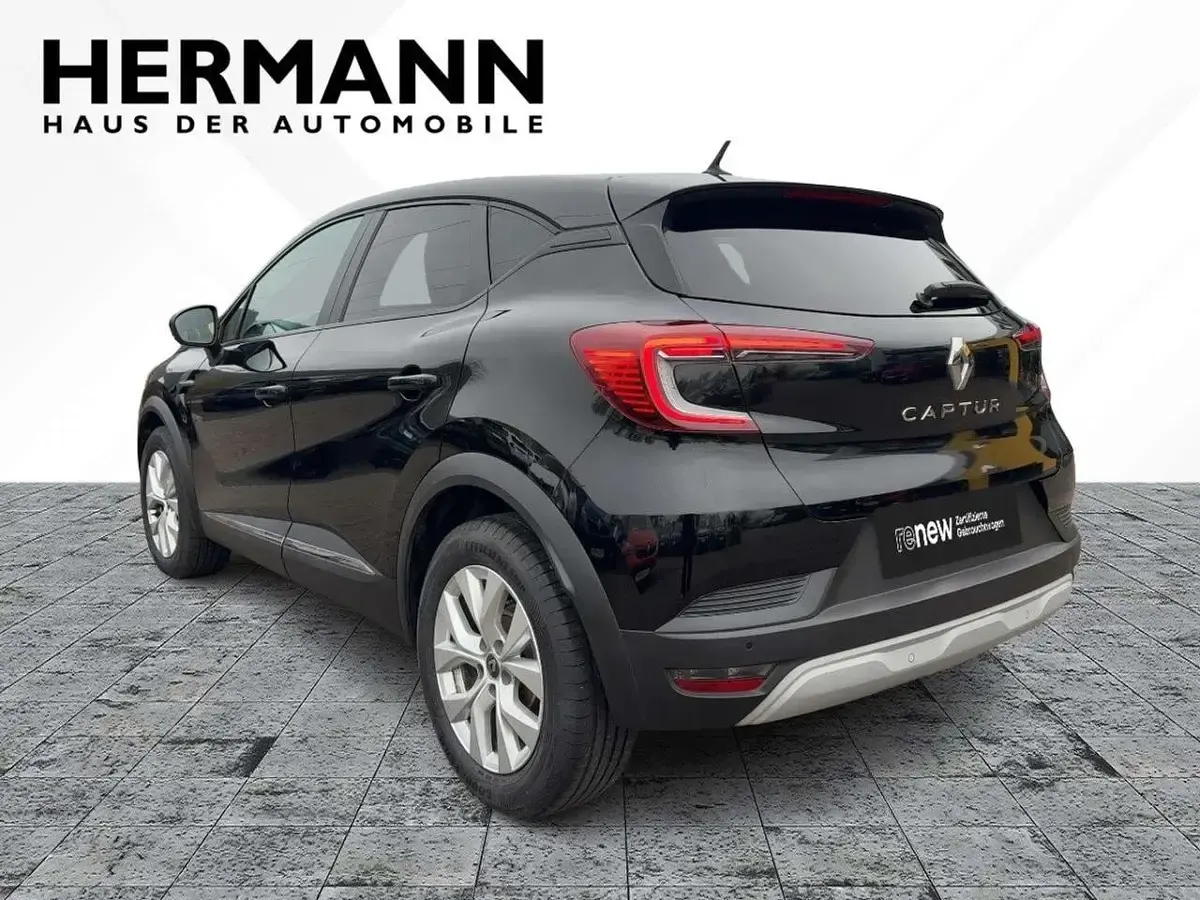 Second-hand Renault Captur Experience 101 CP (74 kW) 2020 Negru SUV