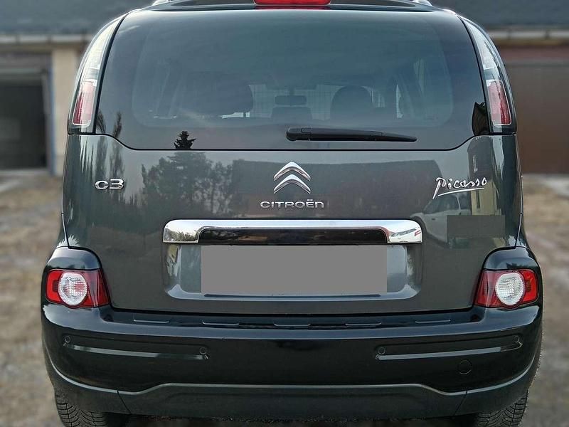 Używany Citroën C3 PureTech 110 KM (80 kW) 2016 Szary Minivan