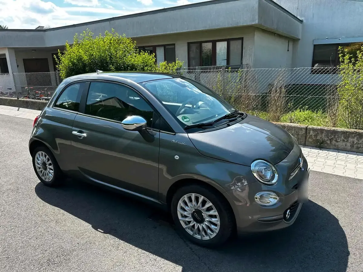 Gebraucht Fiat 500 Dolcevita 70 PS (51 kW) 2022 Grau Kleinwagen
