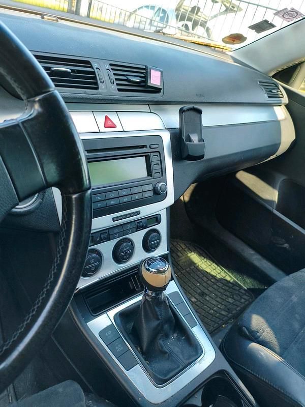 Gebraucht VW Passat 150 PS (110 kW) 2005 Schwarz Kombi