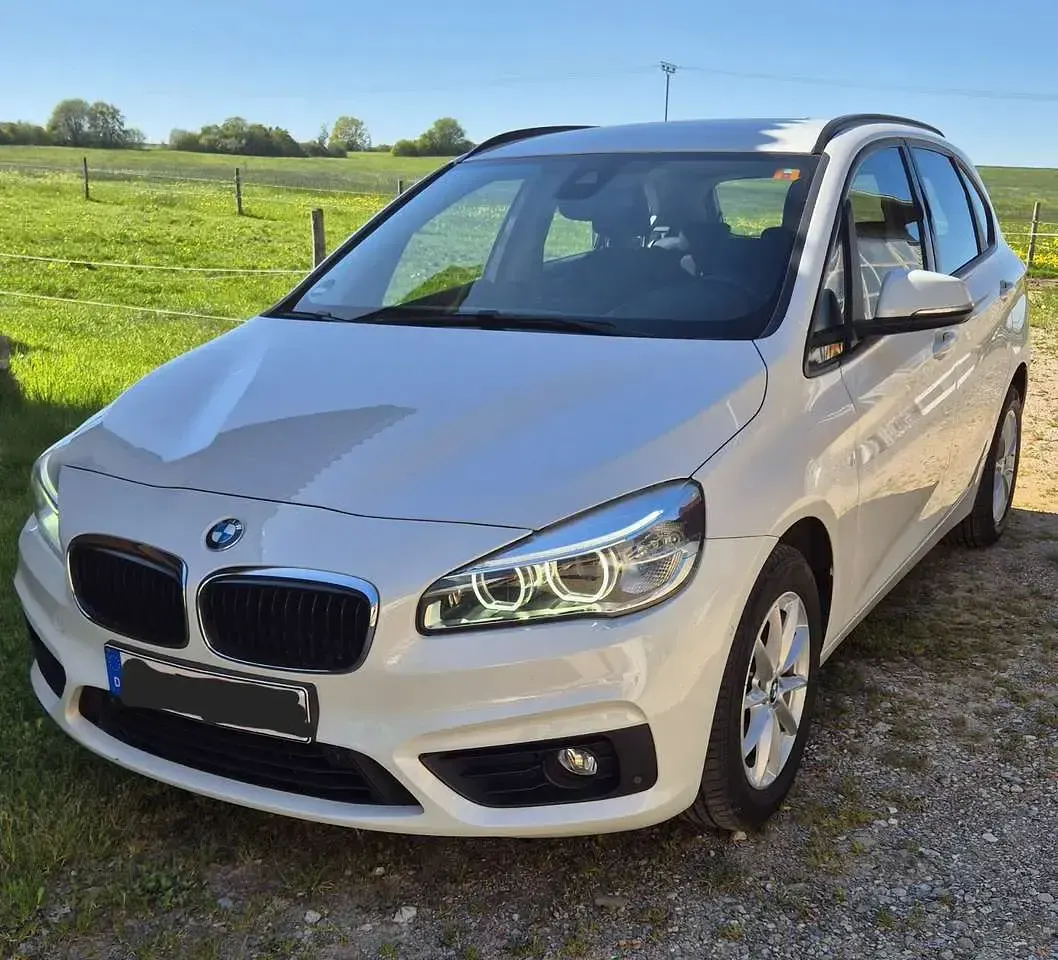 Gebraucht BMW 218 Gran Tourer Advantage 136 PS (100 kW) 2017 Van / Kleinbus