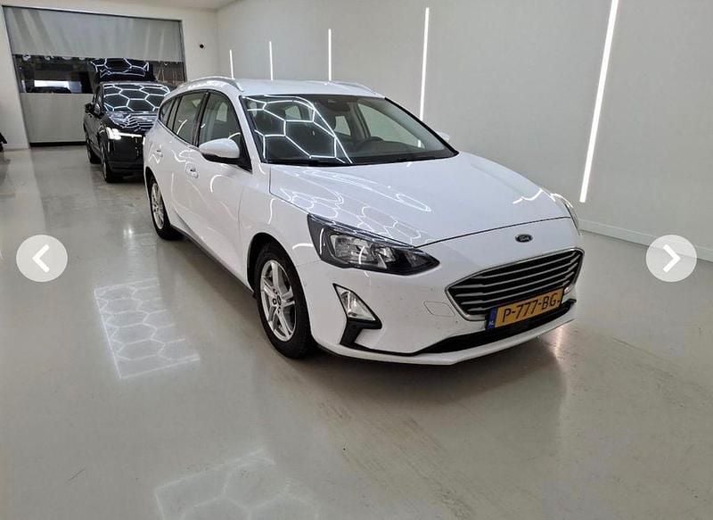 Gebraucht Ford Focus Trend 120 PS (88 kW) 2022 Weiß Kombi